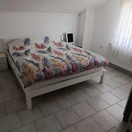 Par Apartment